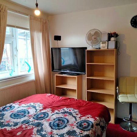 Cosy Room 2 Лондон Екстериор снимка